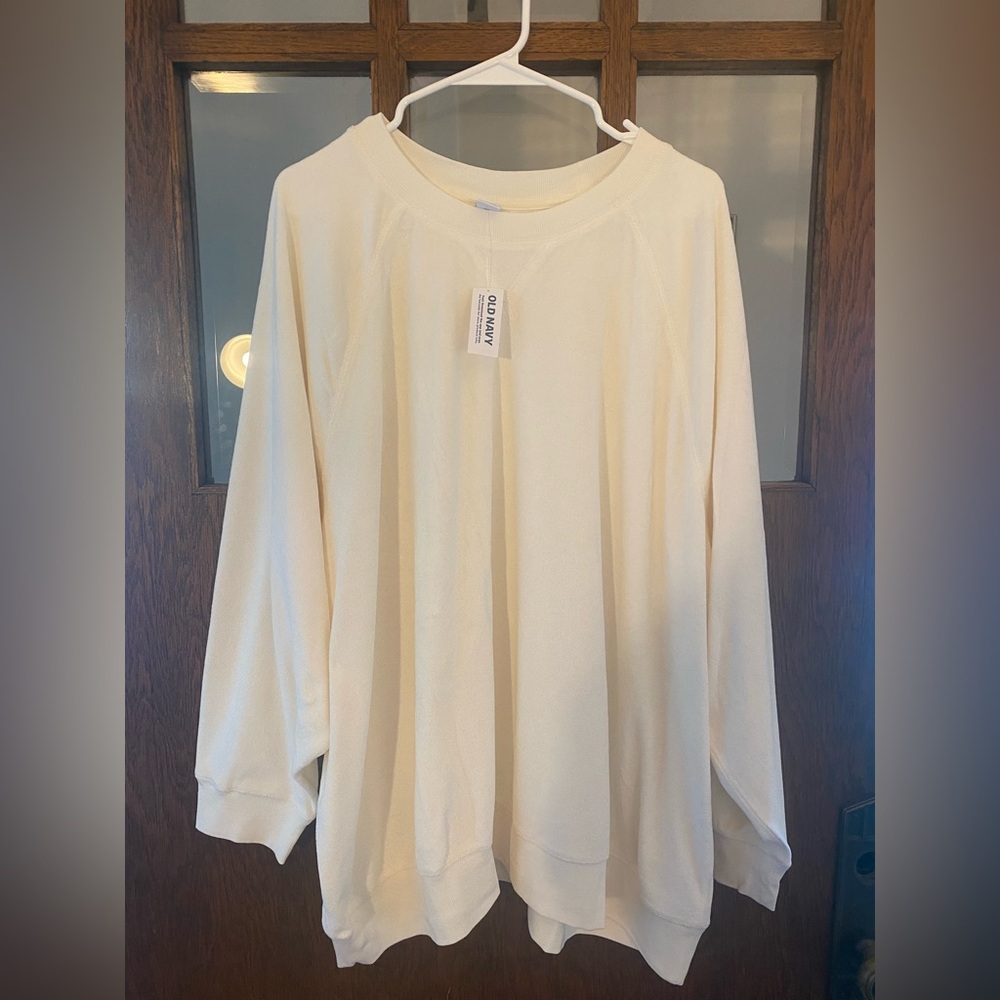 Old Navy Soft Cream Pullover/Sweatshirt